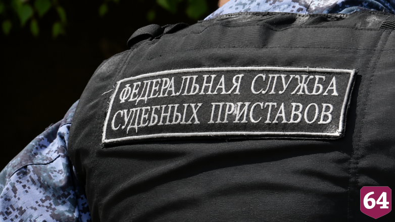 В Энгельсе у двух женщин арестовали автомобили за неуплату алиментов